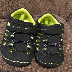 Baby boy crib shoes